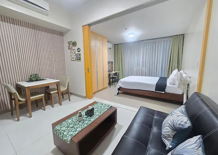 Modern Bgc One Uptown 1br Near Grand Hyatt Uptown Mitsukoshi Malls And St Lukes Medical Center * Manila